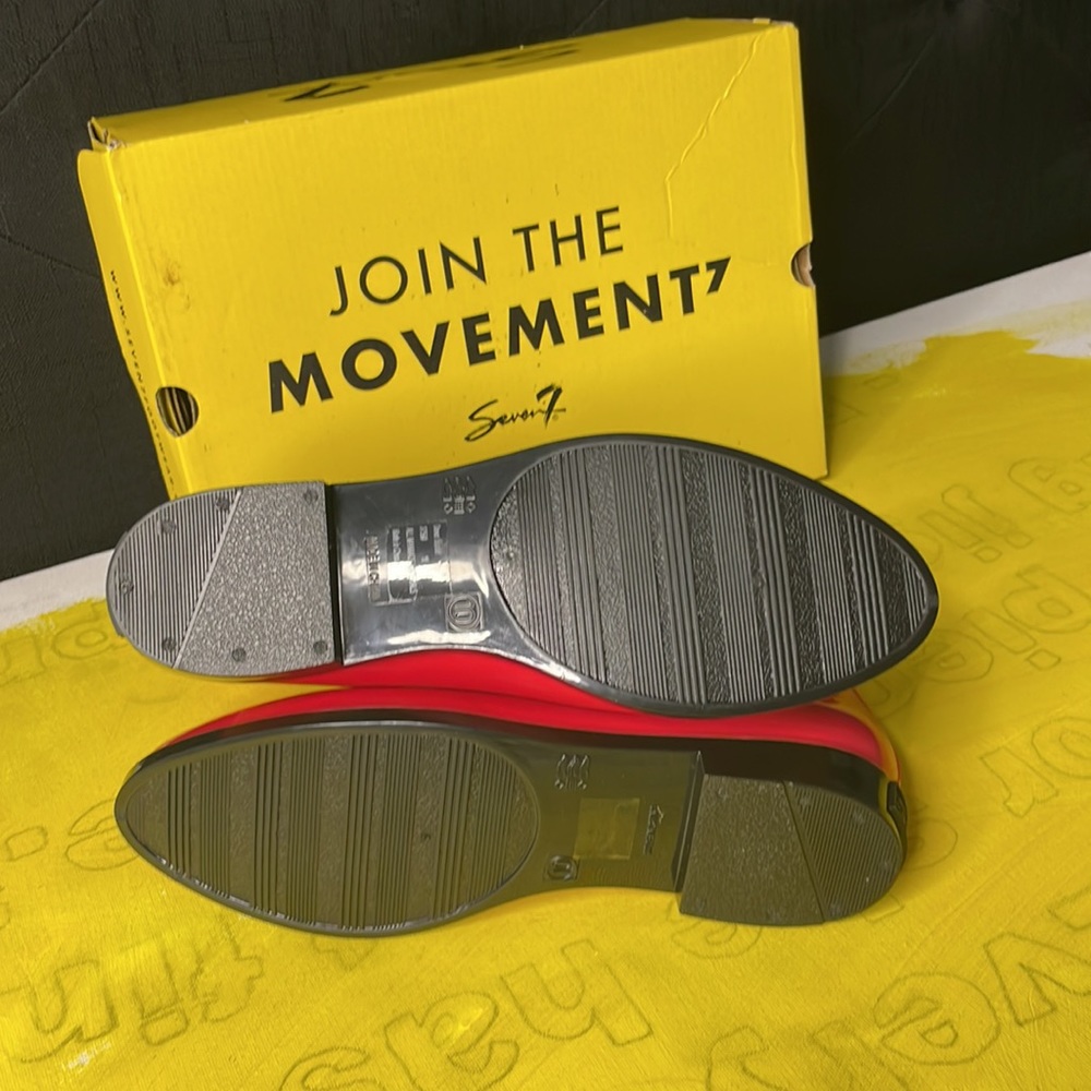 Red rain booties - Picture 6 of 6